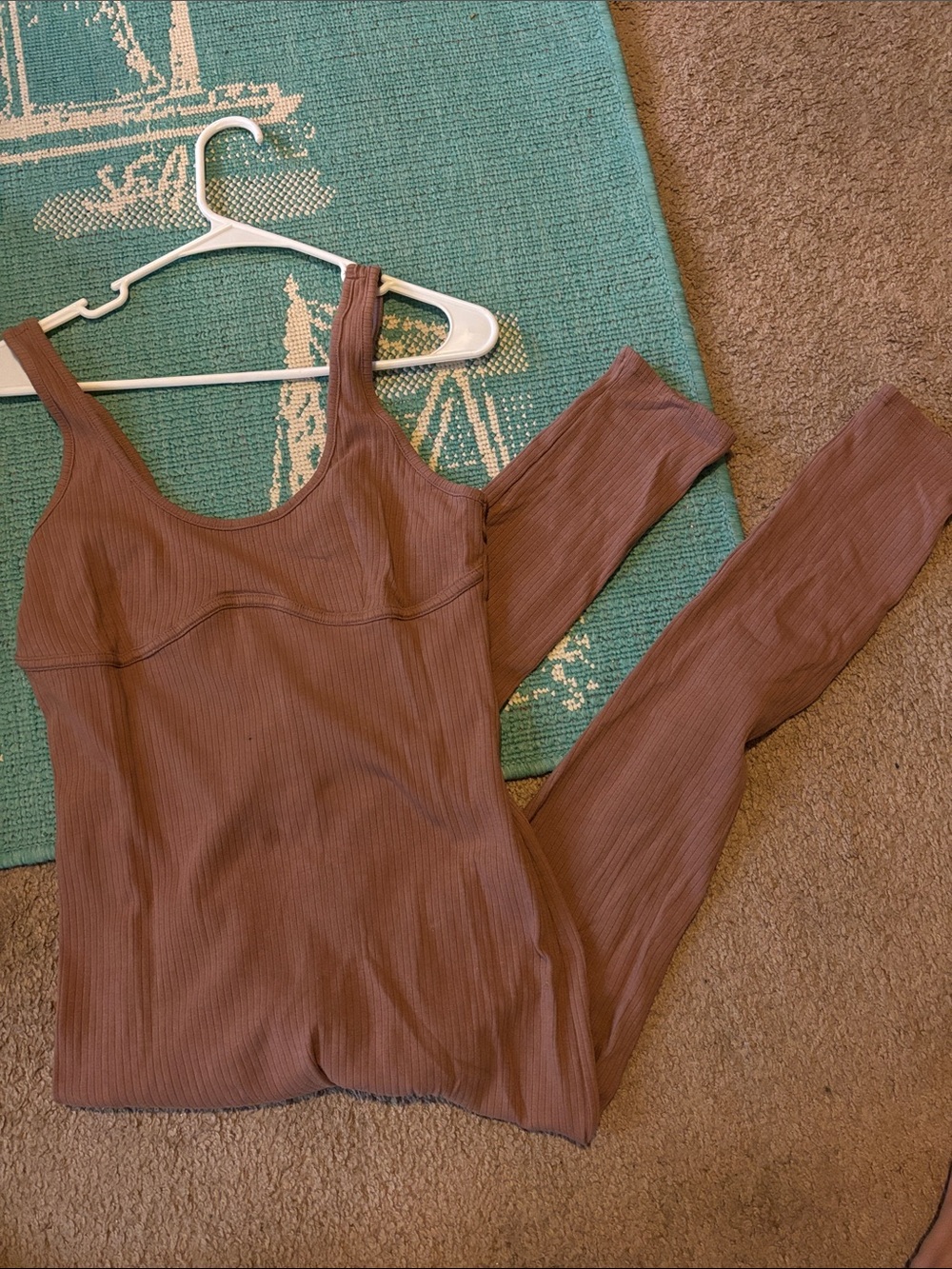 Bozzolo Ribbed Scoop-Neck Jumpsuit in Mauve Brown